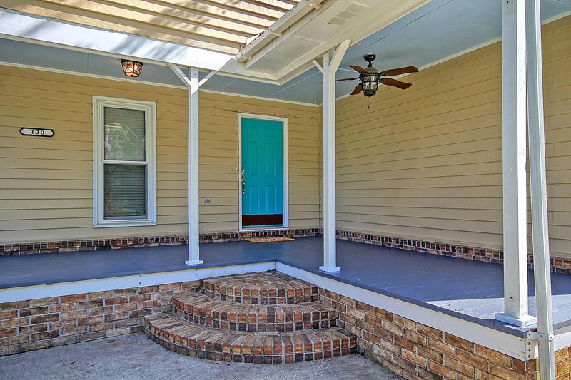 120 Chesapeake Ln, Goose Creek, SC 29445