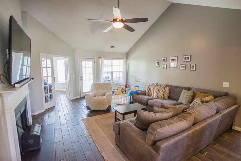 536 Rosings Dr, Summerville, SC 29486