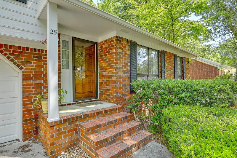 25 Hillcreek Blvd, Charleston, SC 29412