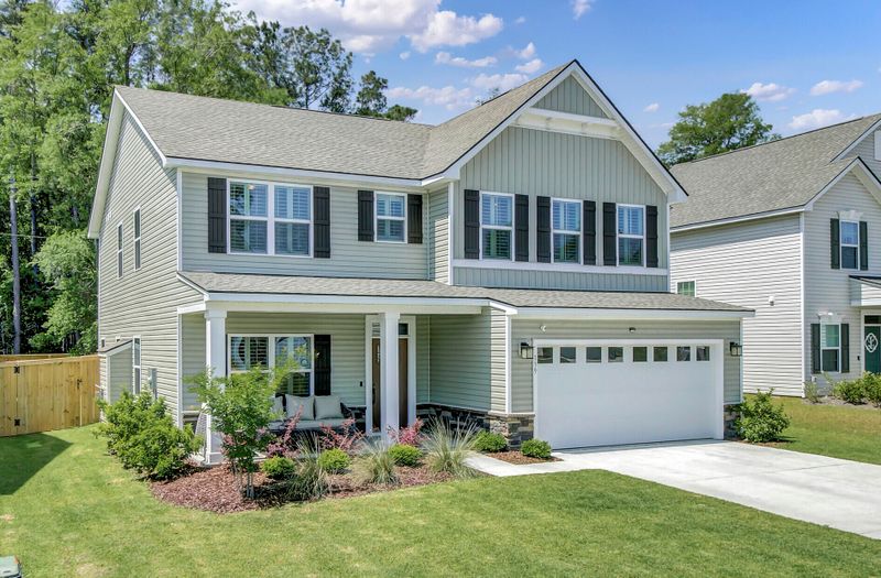 139 Country Oaks Ln, Wando, SC 29492