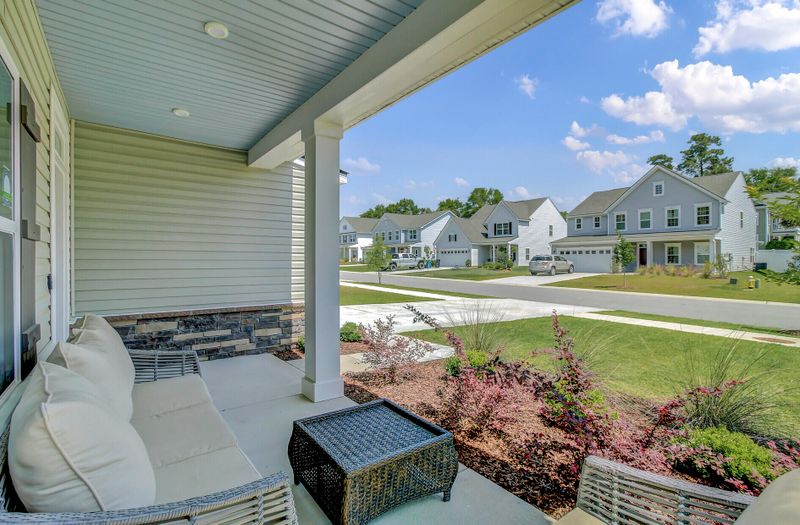 139 Country Oaks Ln, Wando, SC 29492