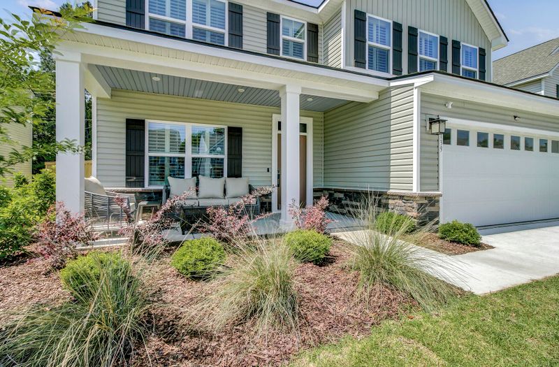 139 Country Oaks Ln, Wando, SC 29492
