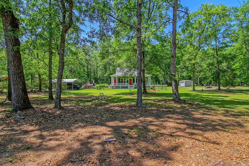 113 Belk Cir, Cross, SC 29436