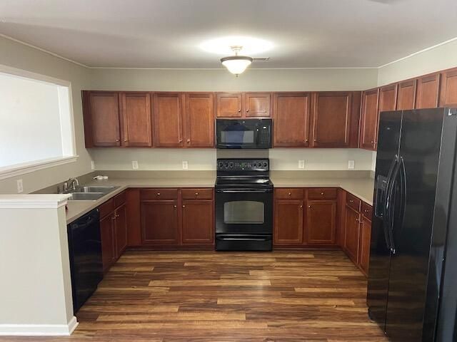 109 Larkspur Dr, Goose Creek, SC 29445