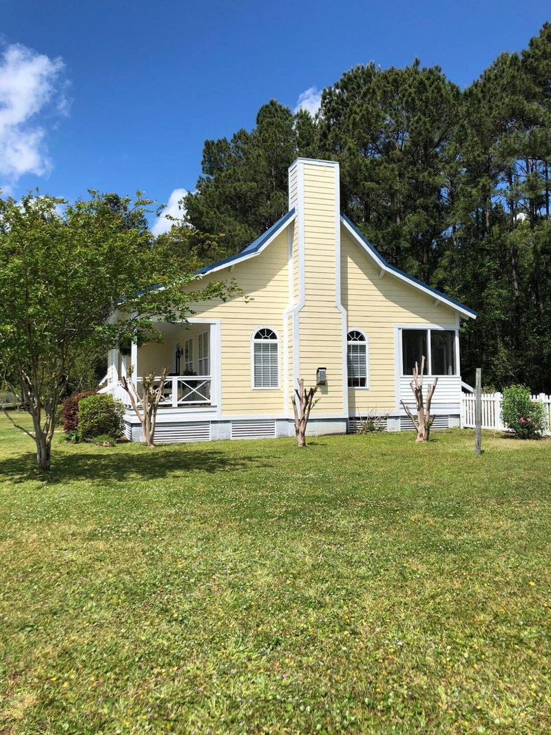 1106 Old Mill Rd, Saint Stephen, SC 29479
