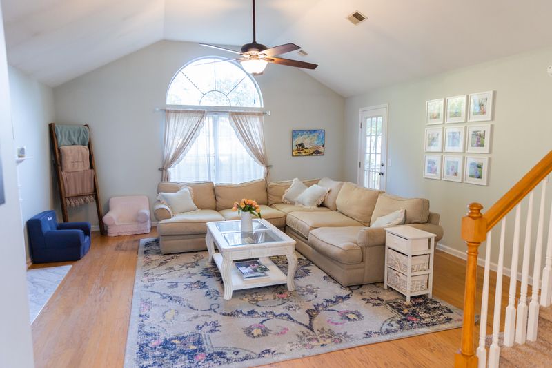743 Majestic Oak Dr, Charleston, SC 29412