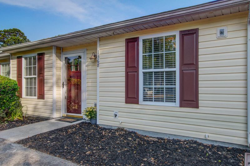 1368 Pinnacle Ln, Charleston, SC 29412