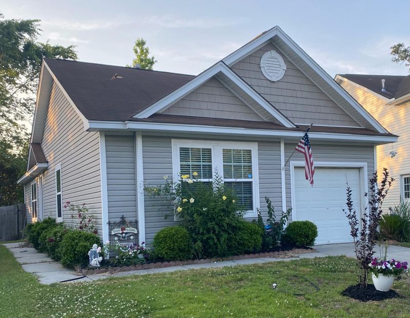 8874 Arbor Glen Dr, North Charleston, SC 29420