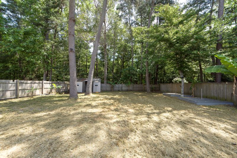 853 Bent Hickory Rd, Charleston, SC 29414