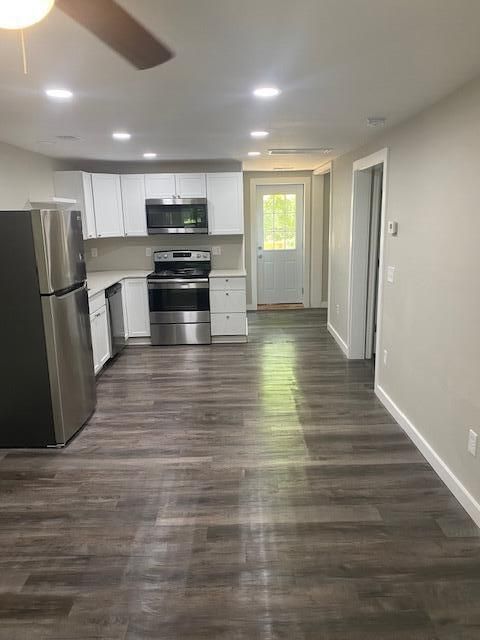 1979 Macon Ave, North Charleston, SC 29405