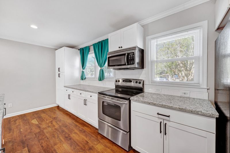 417 Summercourt Dr, Summerville, SC 29485