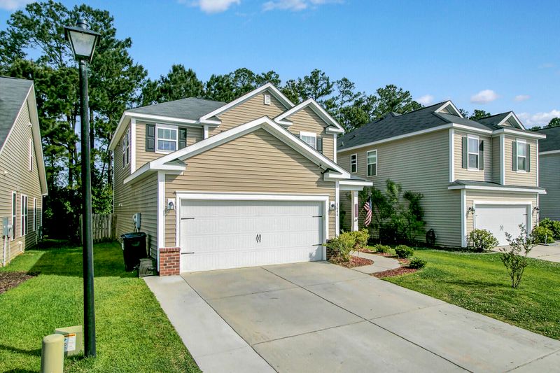 1646 Eider Down Dr, Summerville, SC 29483