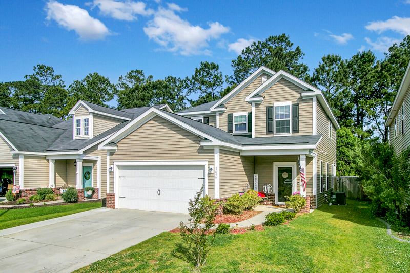1646 Eider Down Dr, Summerville, SC 29483