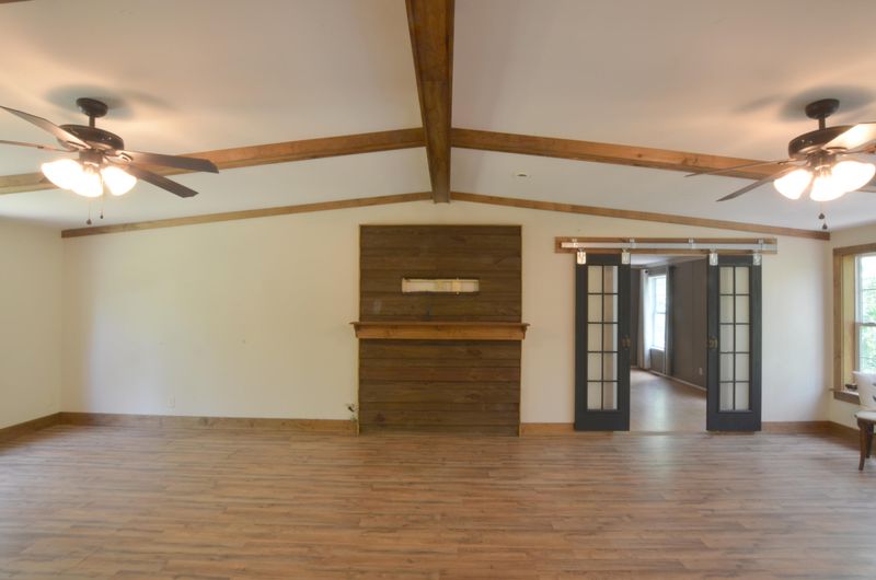 805 Society Rd, Mcclellanville, SC 29458