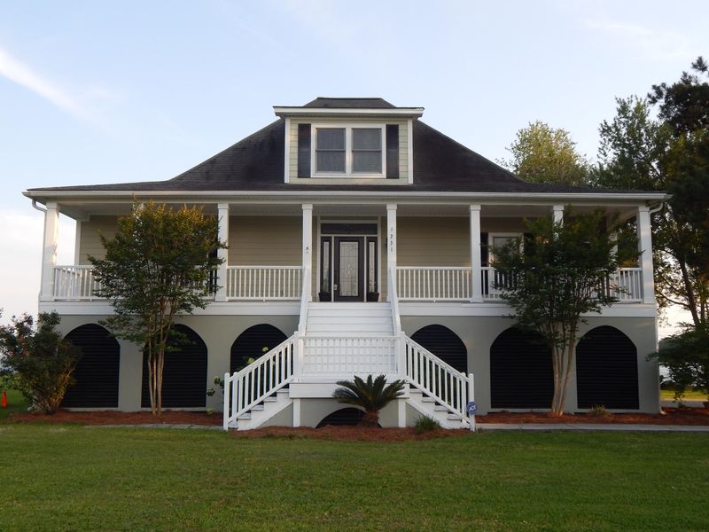 1231 Longpoint Rd, Cross, SC 29436