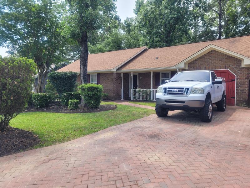 435 Surfside Dr, Goose Creek, SC 29445
