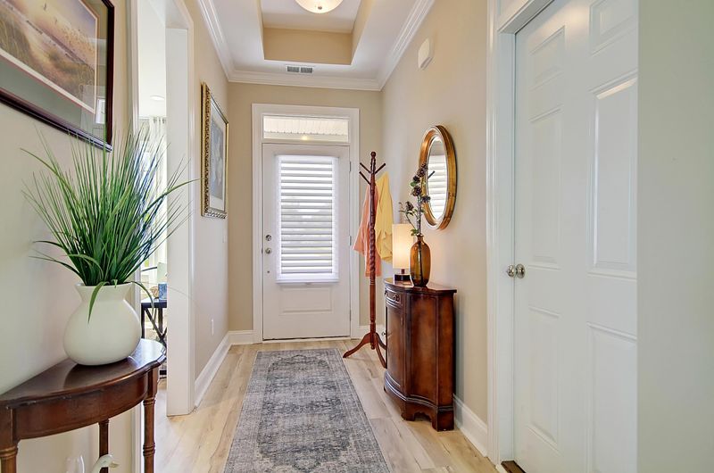 1023 Old Field Dr, Summerville, SC 29483