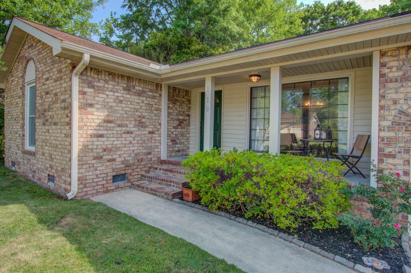119 Saint Marks Dr, Goose Creek, SC 29445