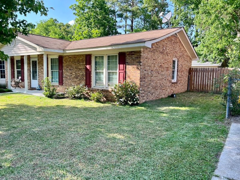 205 Judith Dr, Summerville, SC 29485