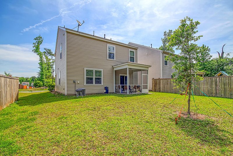 9660 Roseberry St, Ladson, SC 29456