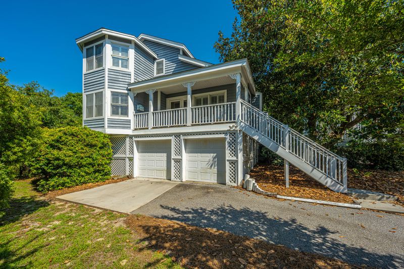 52 Pelican Reach, Isle Of Palms, SC 29451