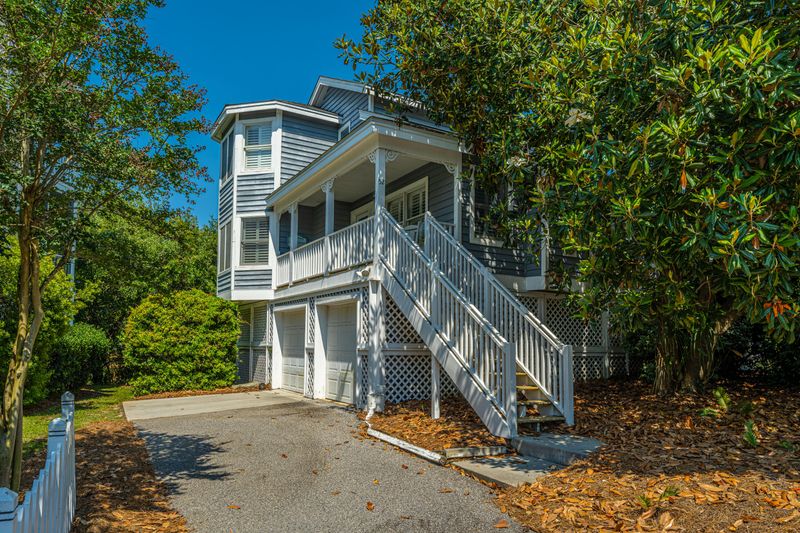 52 Pelican Reach, Isle Of Palms, SC 29451