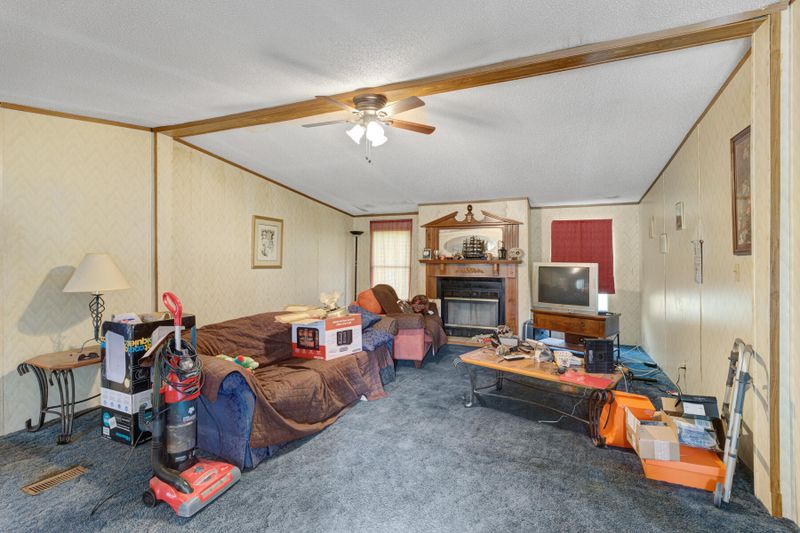 335 Tannenbaum Rd, Ravenel, SC 29470