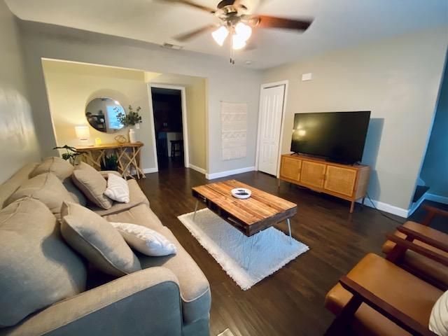 220 Grove St, Charleston, SC 29403