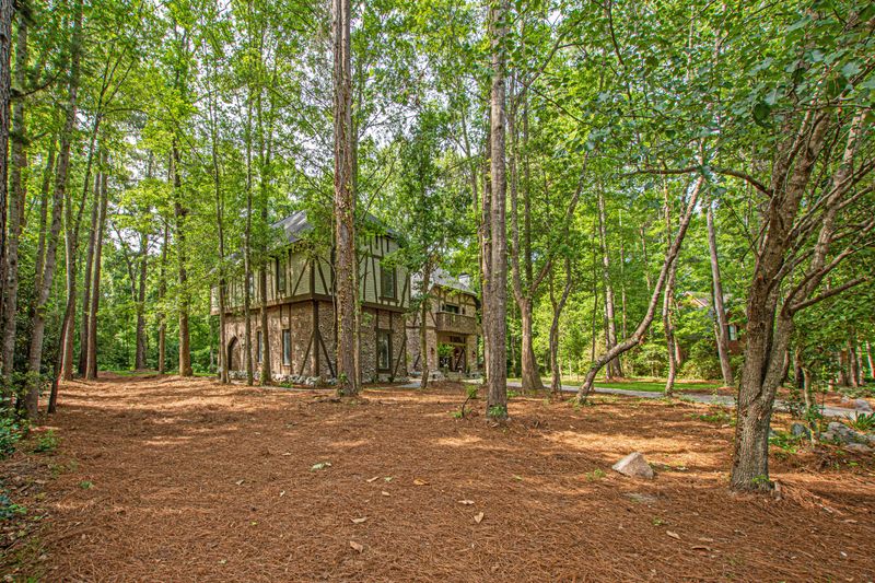 430 Barfield Dr, Summerville, SC 29485