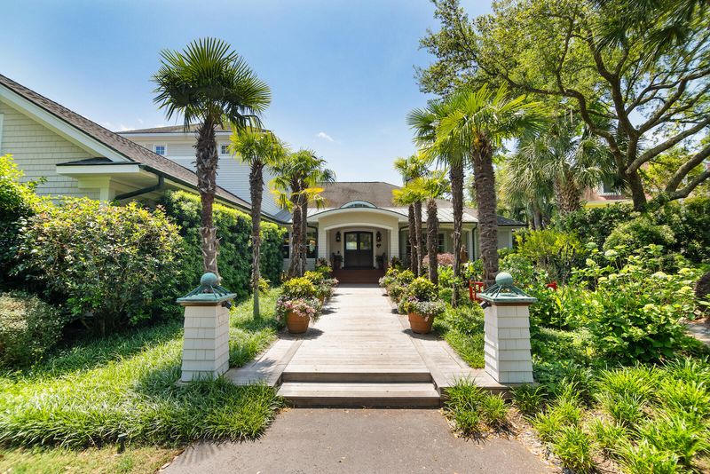 46 Indigo Point Dr, Charleston, SC 29407