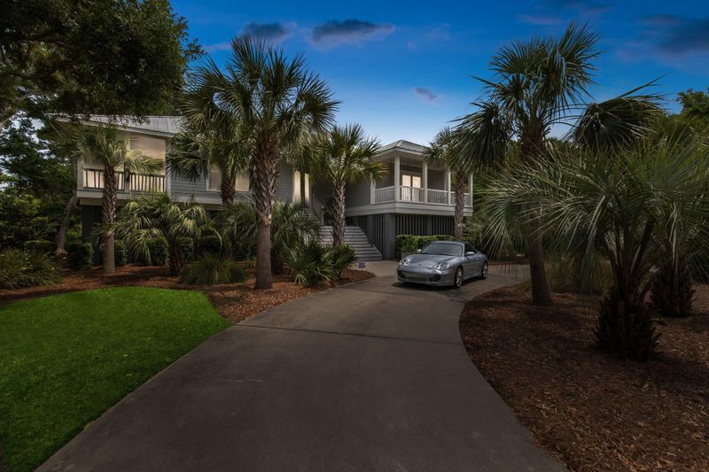 2300 Sunfish Cir, Charleston, SC 29412
