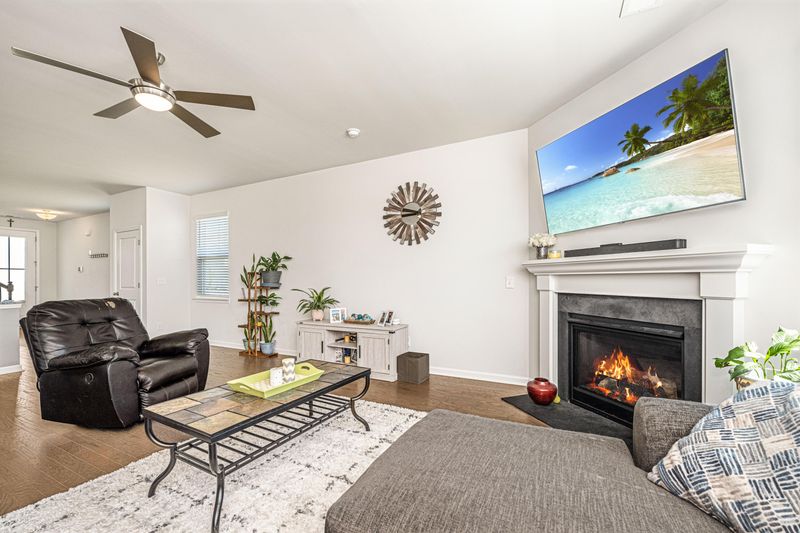 147 Greenwich Dr, Summerville, SC 29486