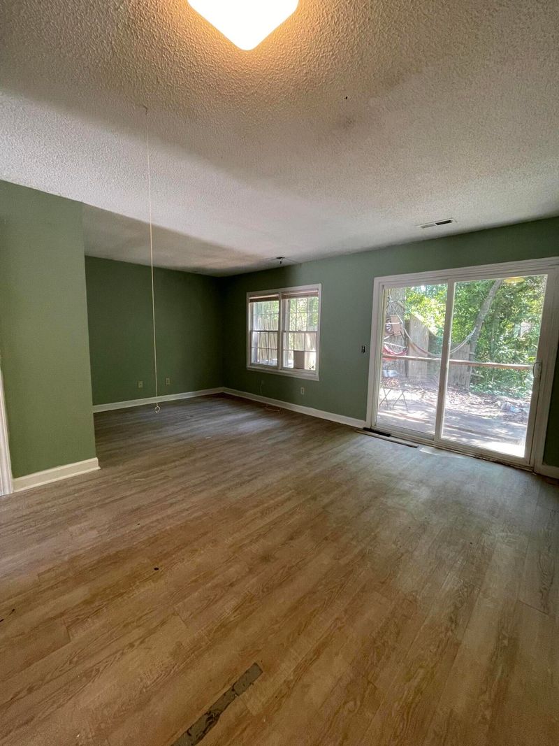 2511 Realm St, North Charleston, SC 29406