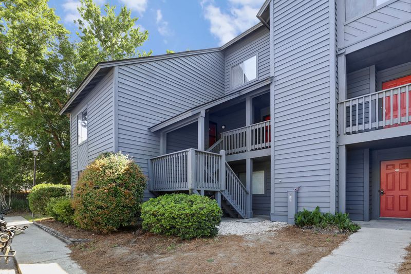 1530 Fort Johnson Rd #2e, Charleston, SC 29412