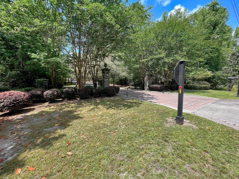2092 Briar Bend Rd, Ridgeville, SC 29472