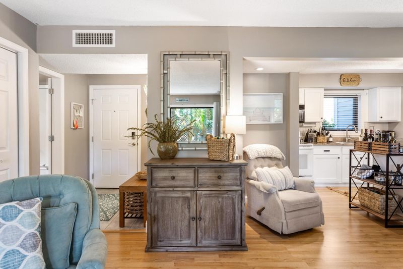 176 High Hammock Villas Dr, Seabrook Island, SC 29455