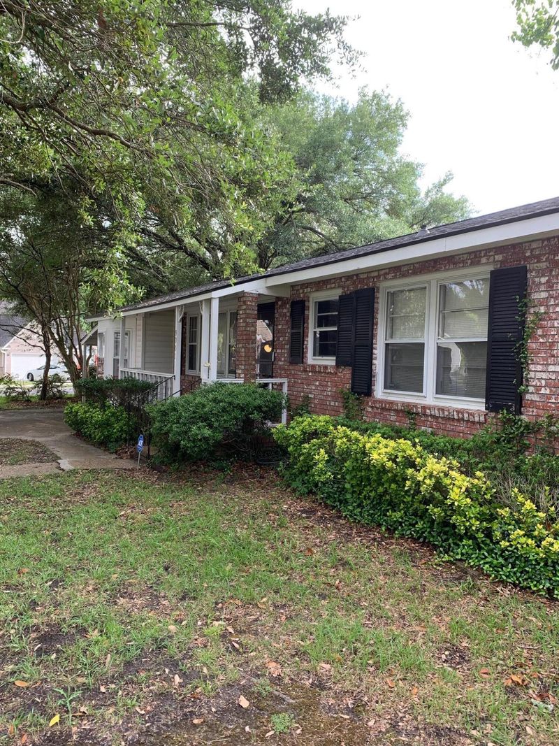 9001 Timber St, North Charleston, SC 29406