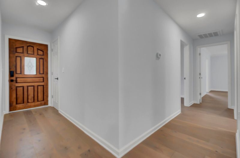 1822 Black Tom Rd, Moncks Corner, SC 29461