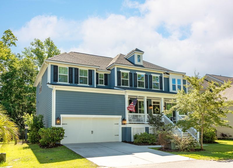 586 Saltgrass Pointe Dr, Charleston, SC 29412