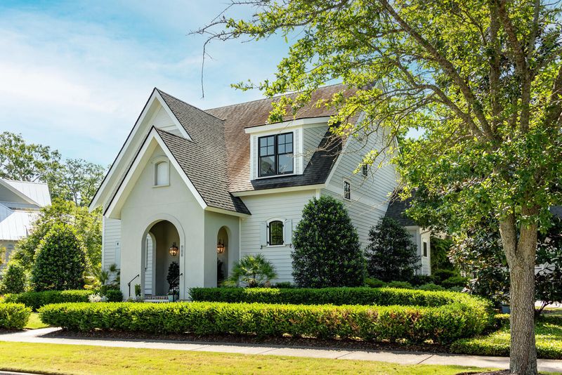 51 Dalton St, Charleston, SC 29492