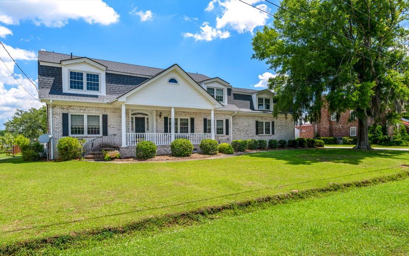 2836 Harvard Rd, Charleston, SC 29414