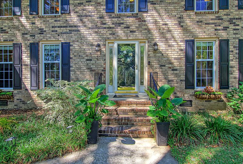 21 Hunters Forest Dr, Charleston, SC 29414