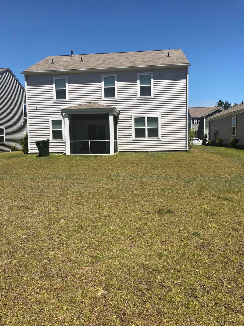 215 Rubles Ln, Moncks Corner, SC 29461