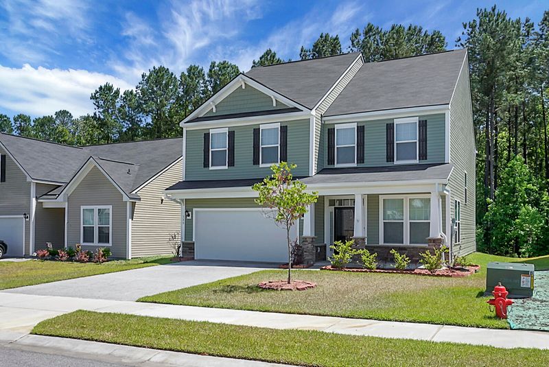 129 Sugeree Dr, Moncks Corner, SC 29461
