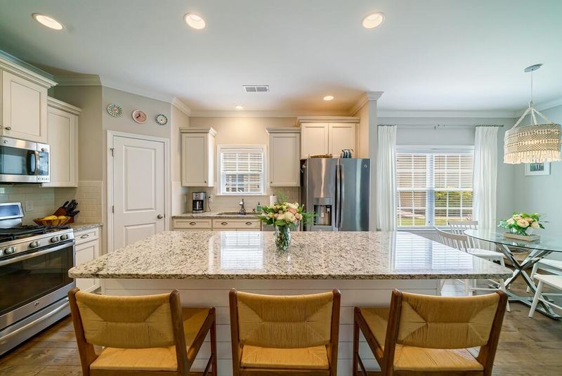 3178 Riverine, Charleston, SC 29414