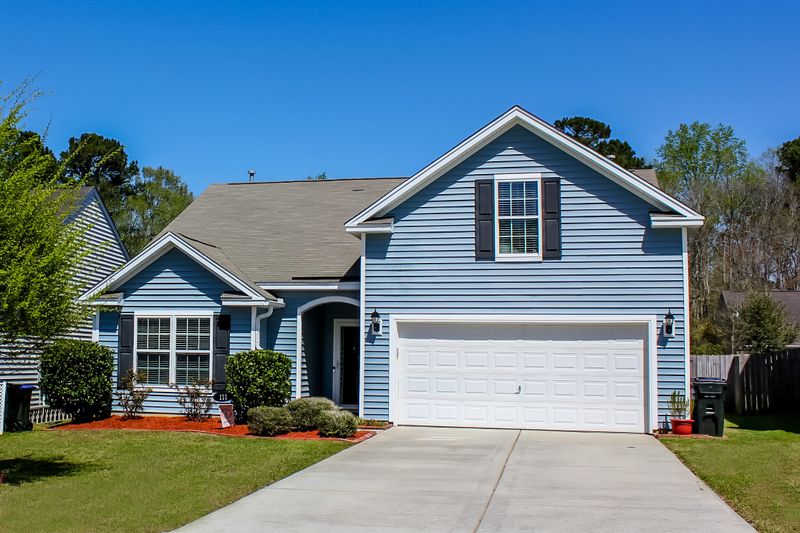 111 Willet Dr, Summerville, SC 29485