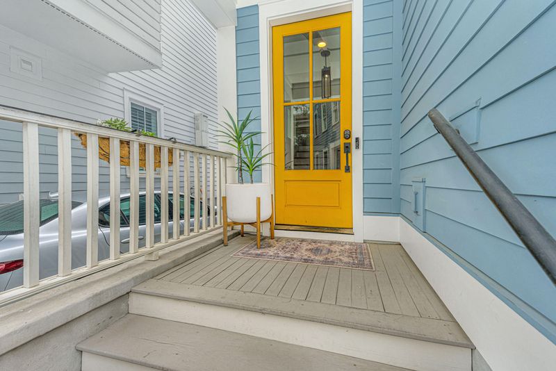 3 Izzy Ct, Charleston, SC 29403