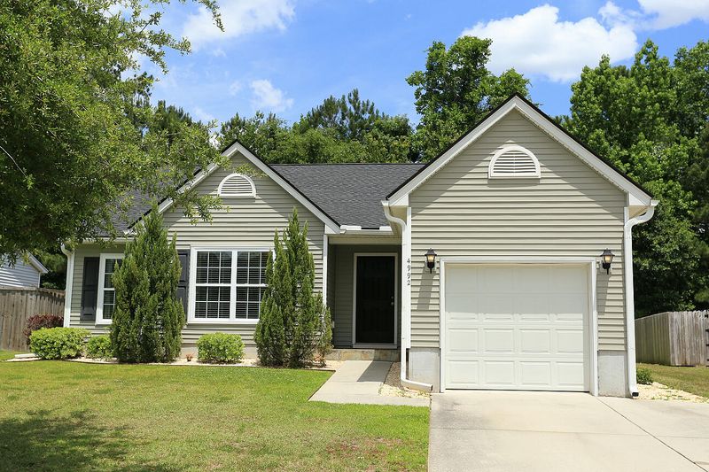 4992 Ballantine Dr, Summerville, SC 29485