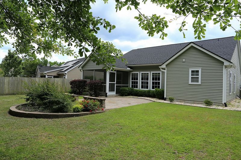 4992 Ballantine Dr, Summerville, SC 29485