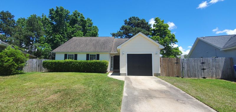 8582 Sunburst Ct, North Charleston, SC 29406
